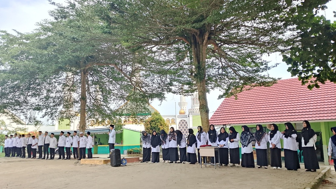 MTsN 1 Way Kanan Awali Tahun Pelajaran dengan Apel dan Pembagian Wali Kelas