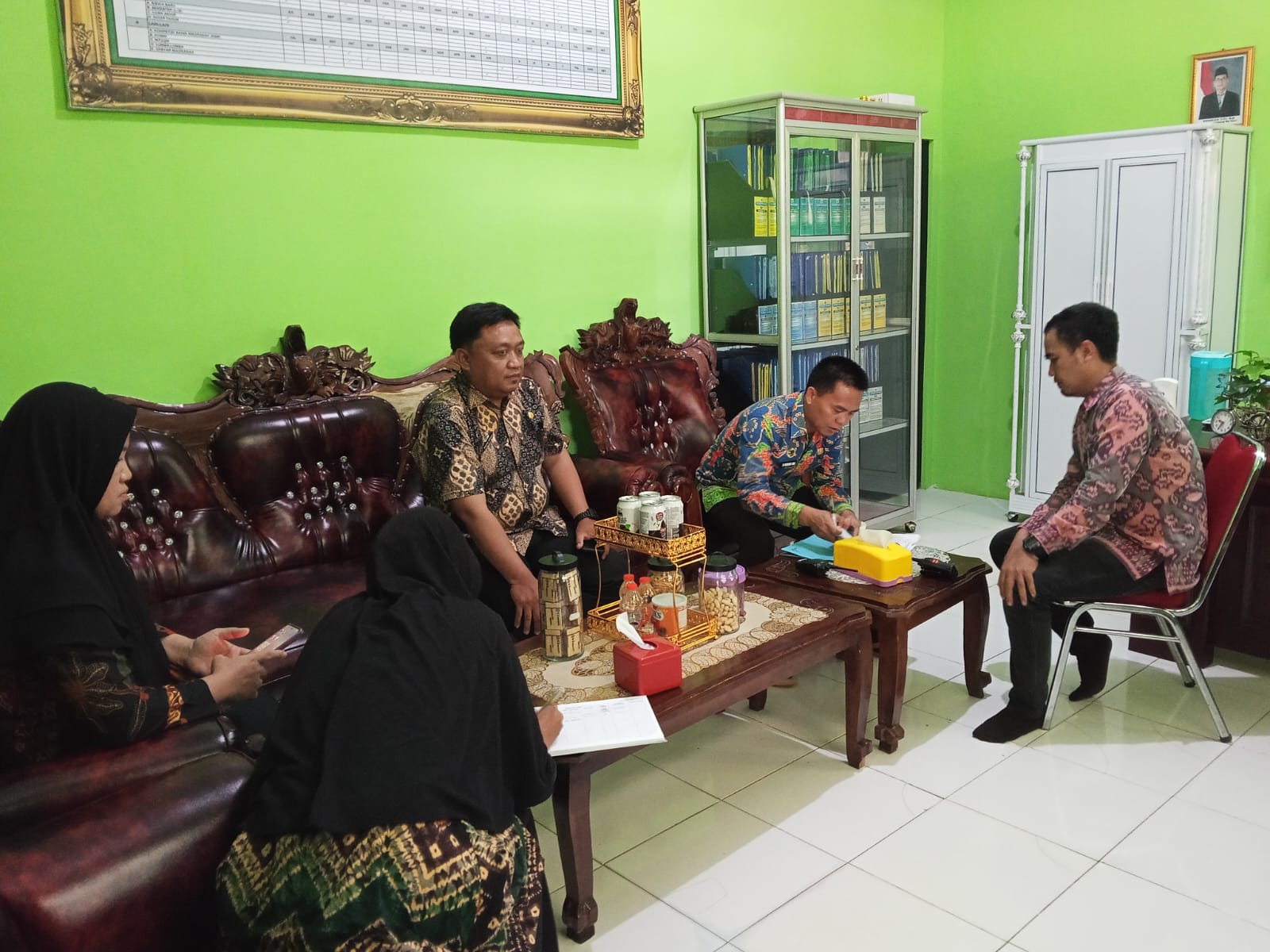 MTsN 1 Way Kanan Terima Kunjungan Verifikasi Fasilitas dari Kemensos Kecamatan Kasui